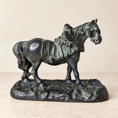 Cheval de selle en bronze signé P.J. Mène