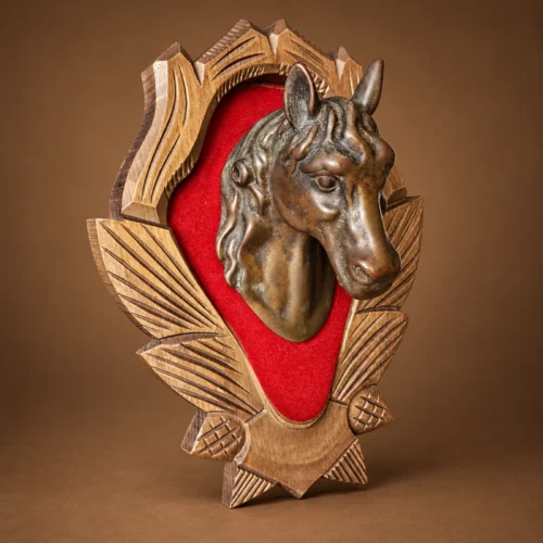 Trophée tête de cheval en bronze sur écusson – Kettner